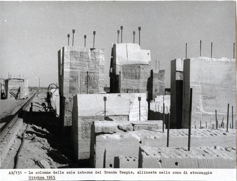 momapix_414727_pos_57