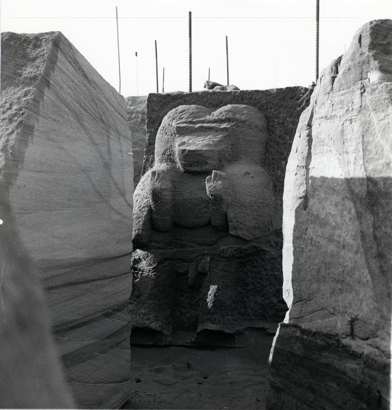 momapix_414747_pos_20