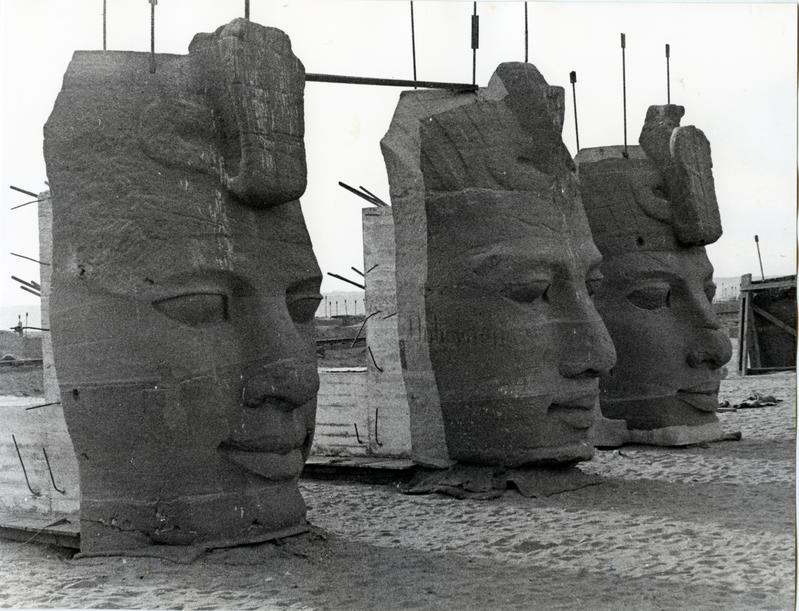 momapix_414756_pos_39