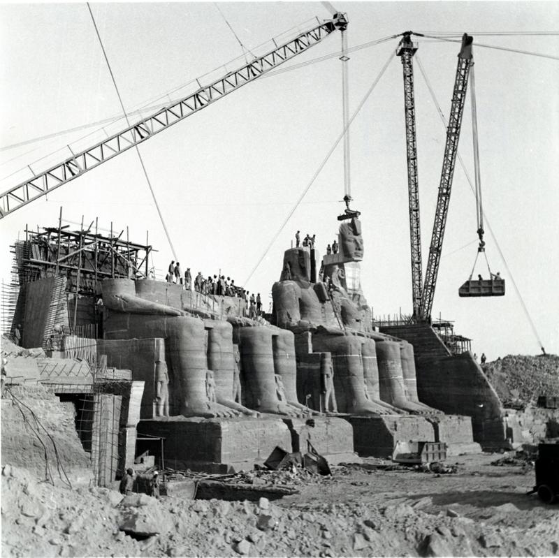 momapix_414767_pos_33