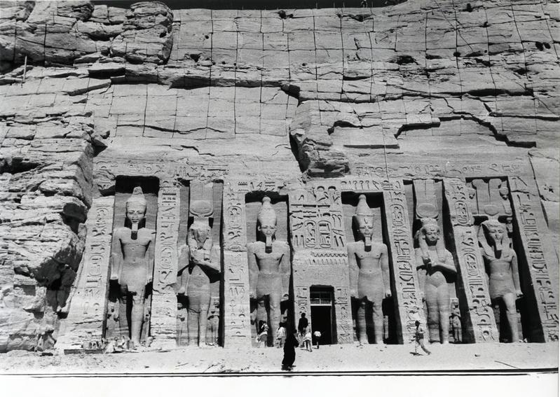 momapix_414785_pos_8