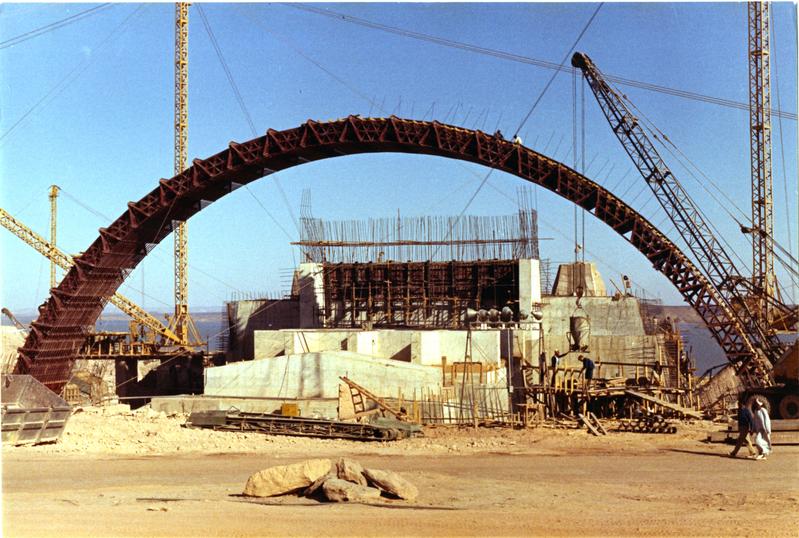 momapix_414787_pos_3