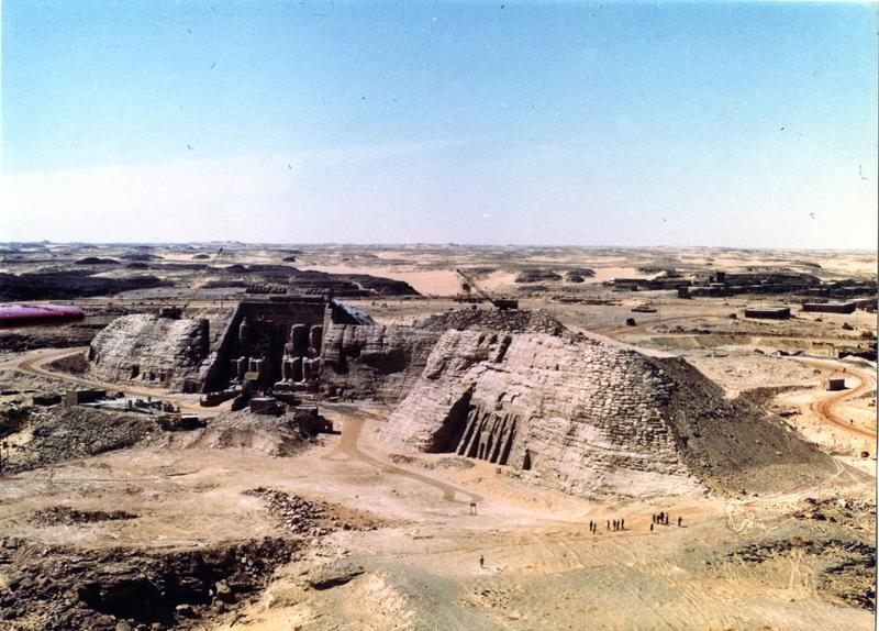 momapix_414791_pos_12