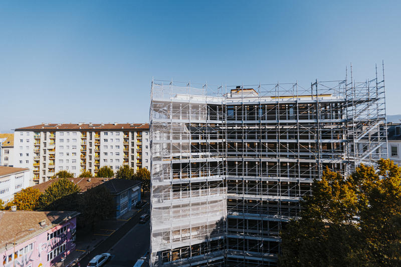 momapix_419845_pos_20