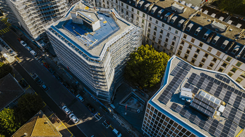 momapix_419855_pos_10