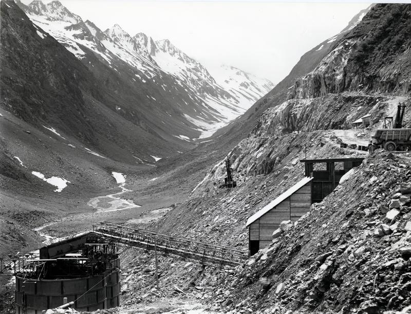 momapix_420099_pos_35