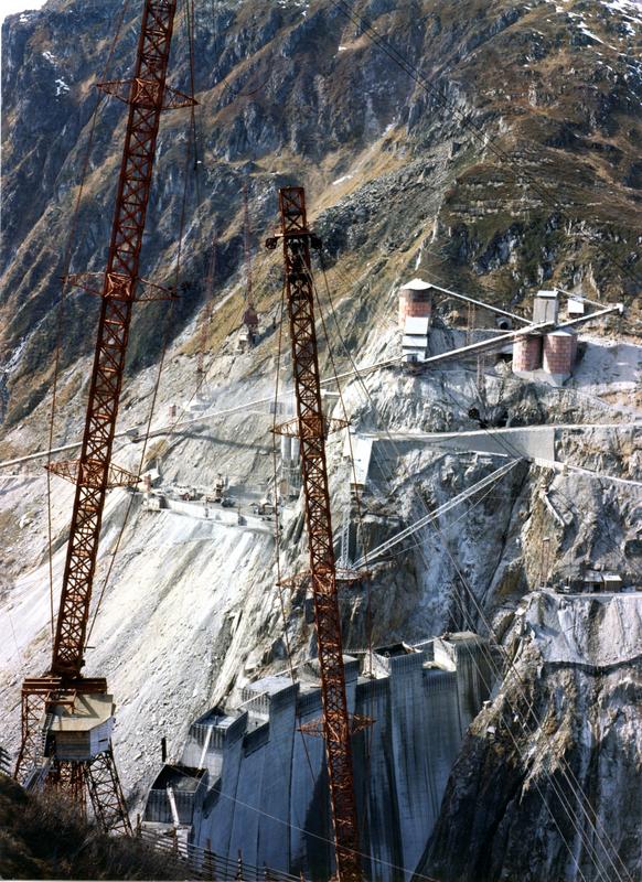 momapix_420121_pos_48