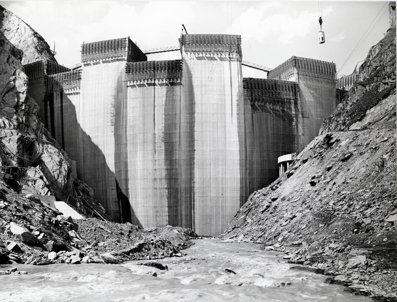 momapix_420136_pos_15