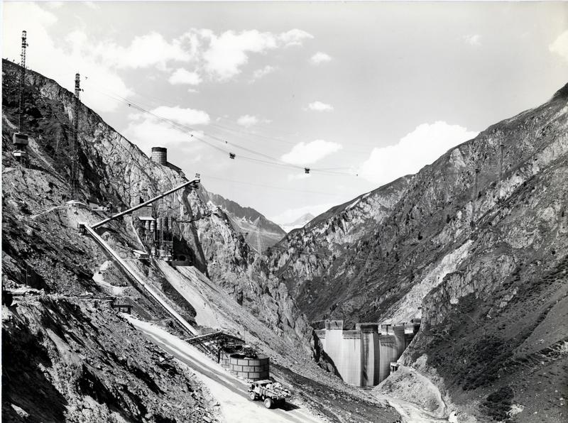 momapix_420141_pos_12