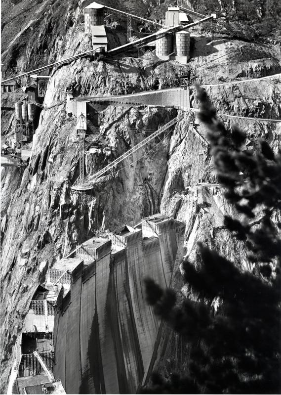 momapix_420154_pos_30