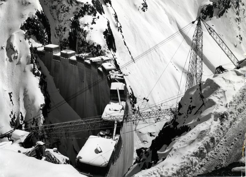 momapix_420176_pos_4