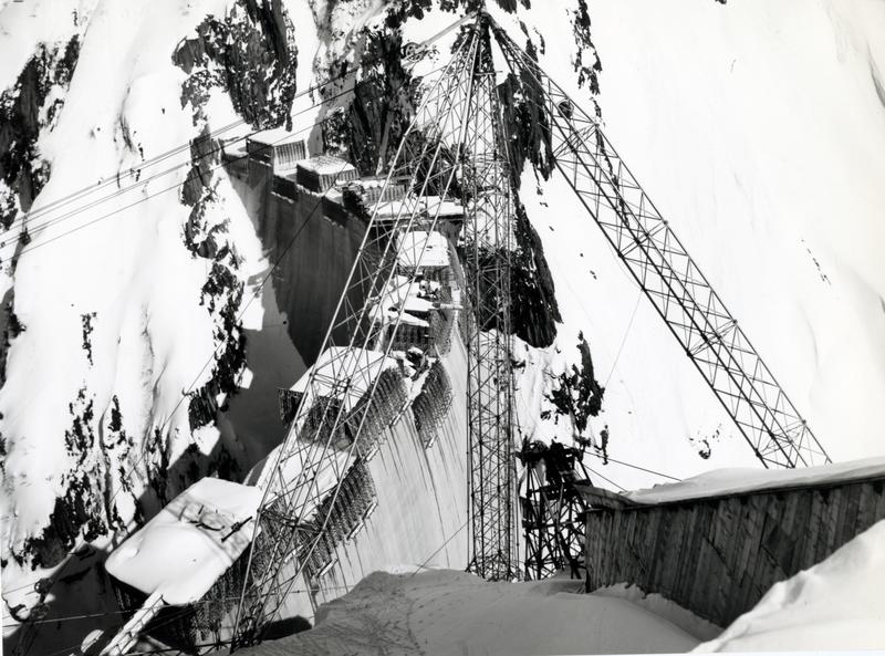 momapix_420177_pos_5