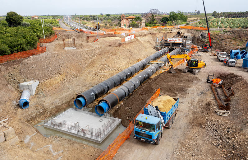 momapix_421889_pos_20