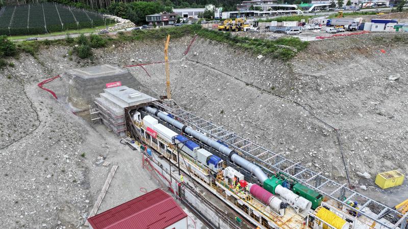 momapix_422761_pos_1