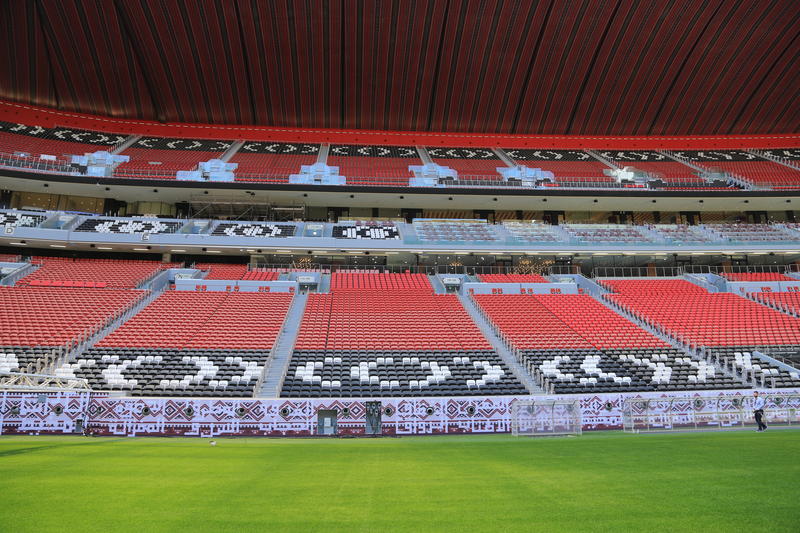 momapix_424061_pos_1