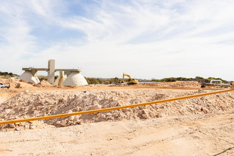 momapix_426443_pos_1