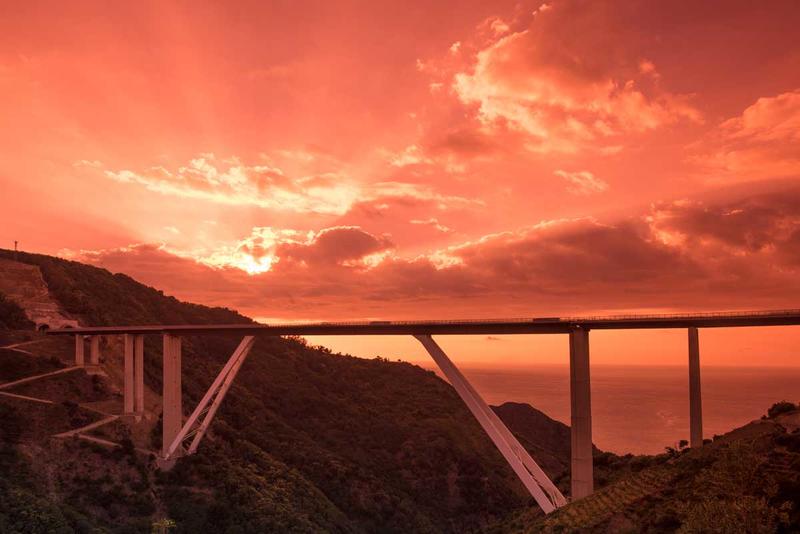 momapix_426798_pos_30