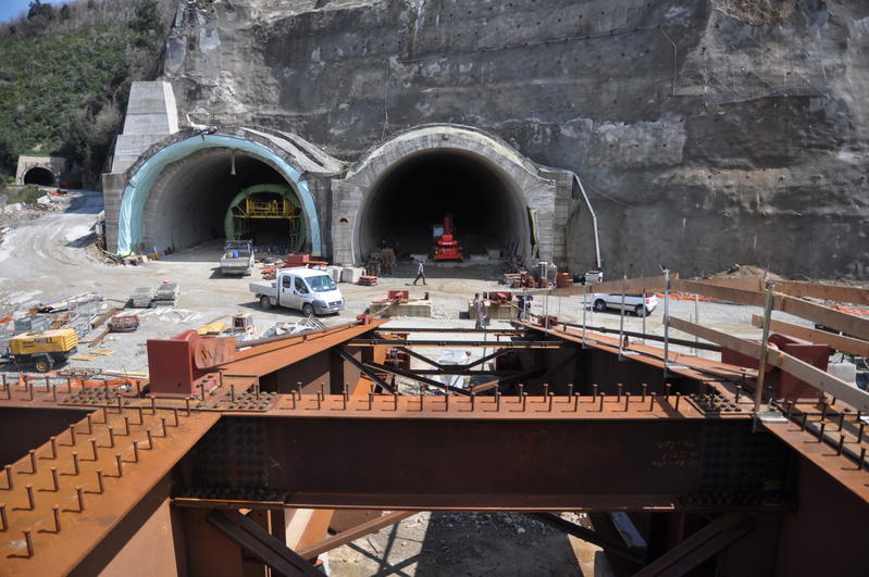 momapix_426835_pos_17