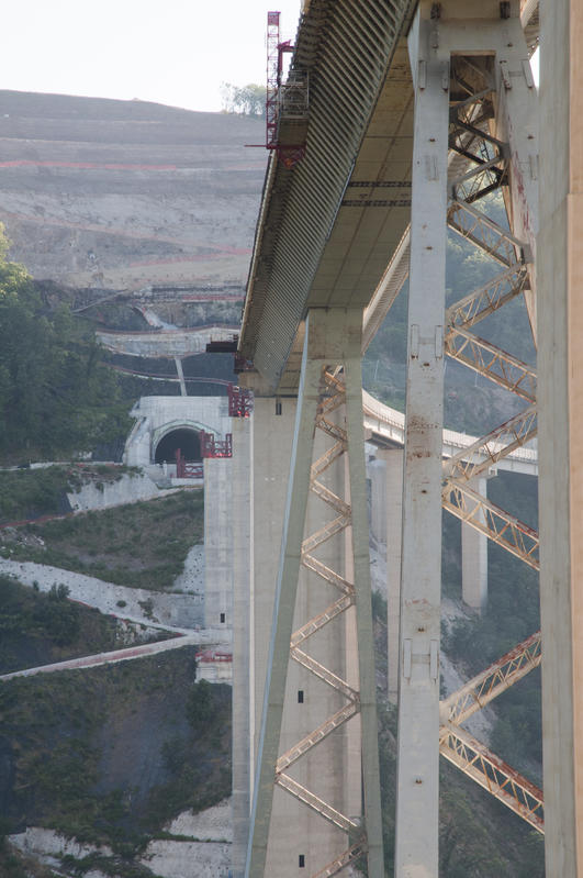 momapix_426837_pos_6