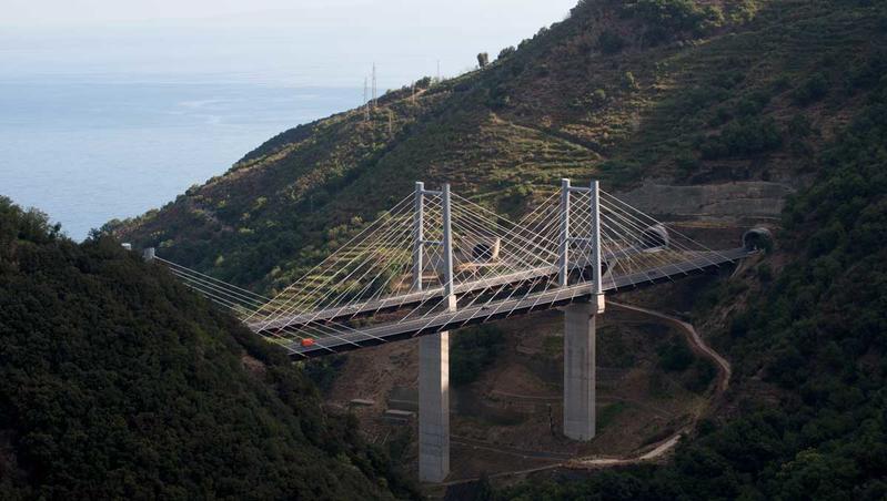 momapix_426841_pos_34