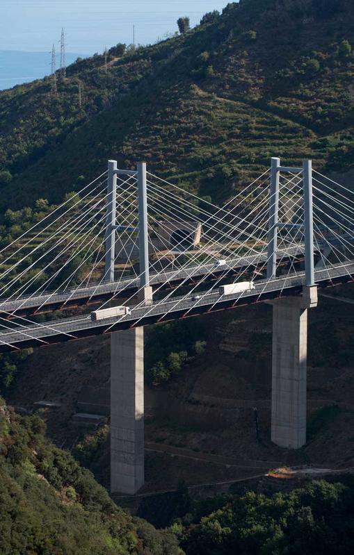 momapix_426856_pos_73