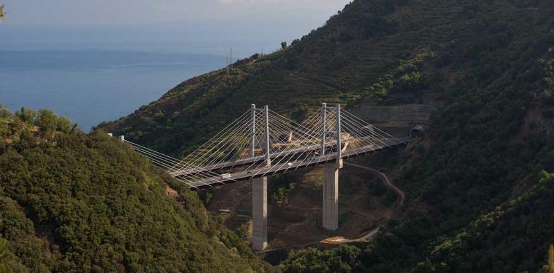 momapix_426867_pos_77