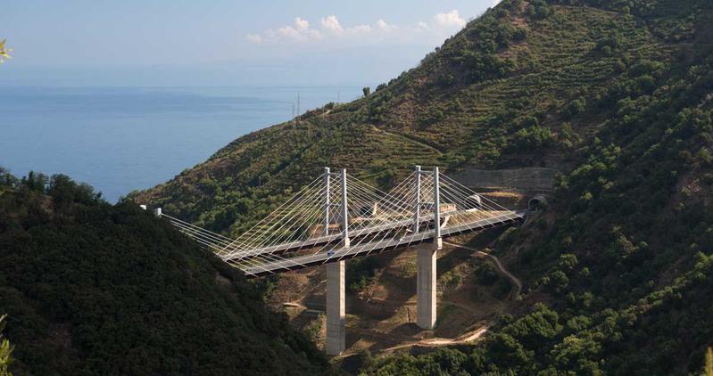 momapix_426869_pos_111