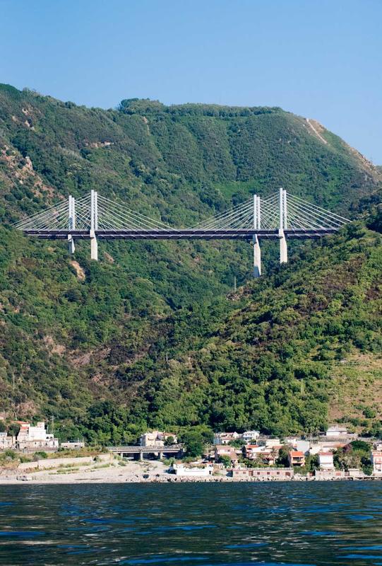 momapix_426890_pos_52