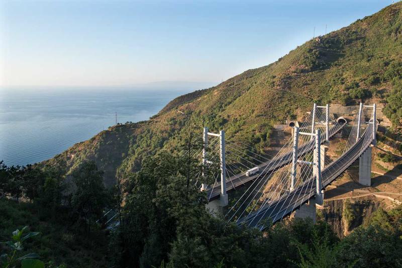 momapix_426905_pos_80