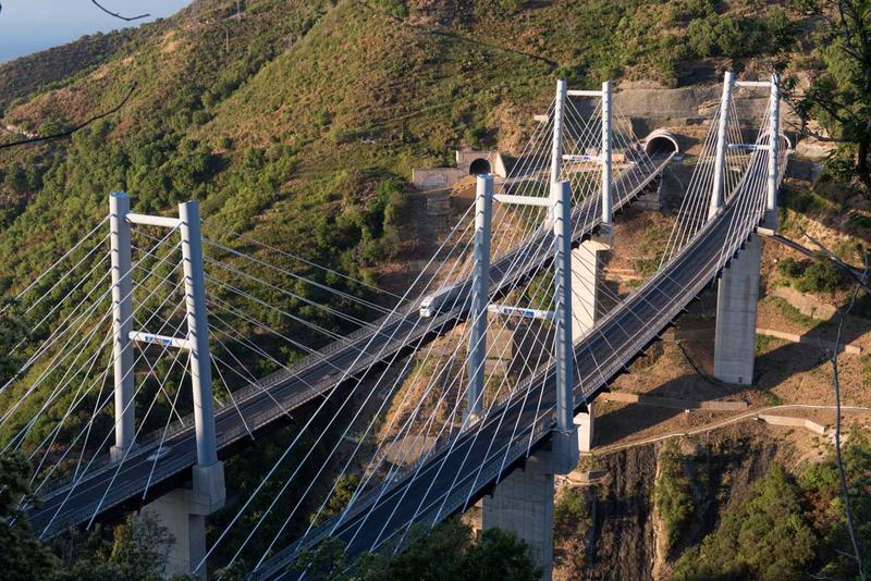 momapix_426910_pos_79