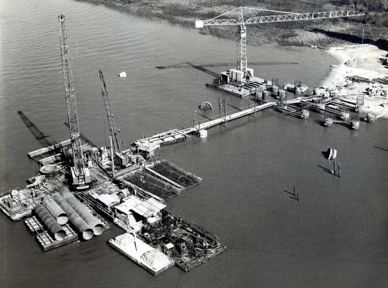 momapix_433856_pos_6