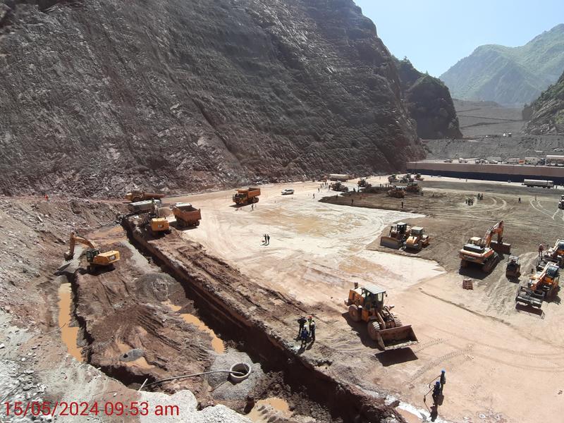 momapix_437556_pos_25