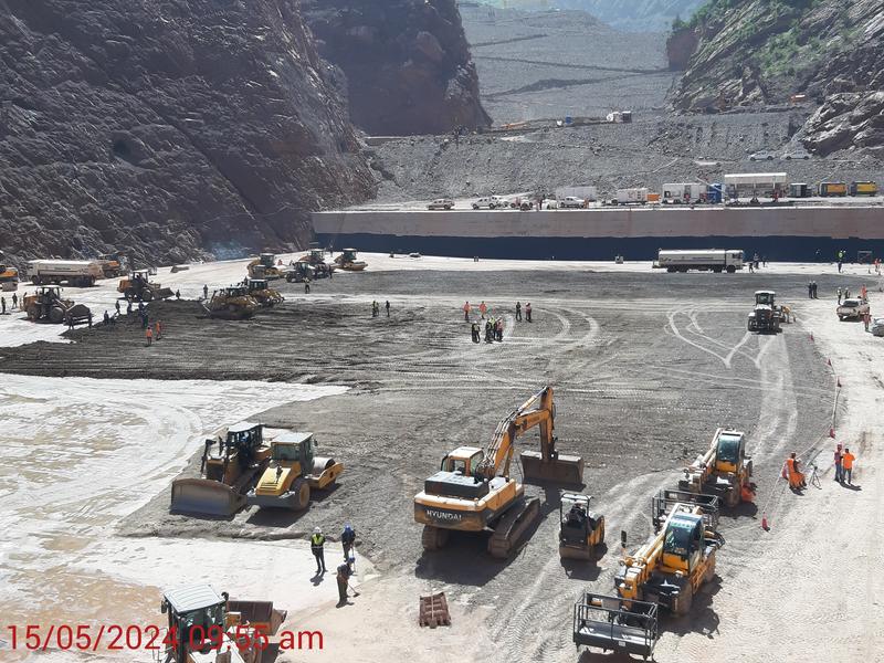 momapix_437562_pos_19