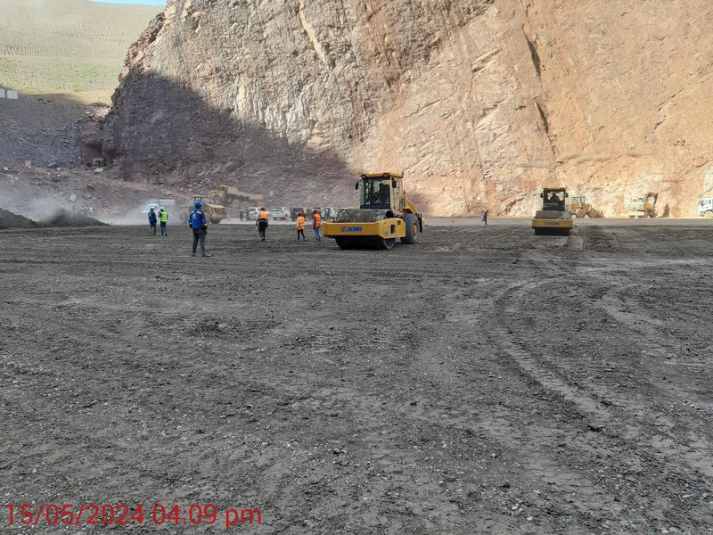 momapix_437570_pos_12