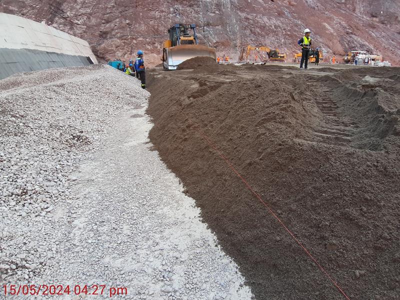 momapix_437586_pos_25