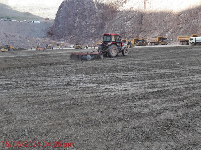 momapix_437594_pos_17