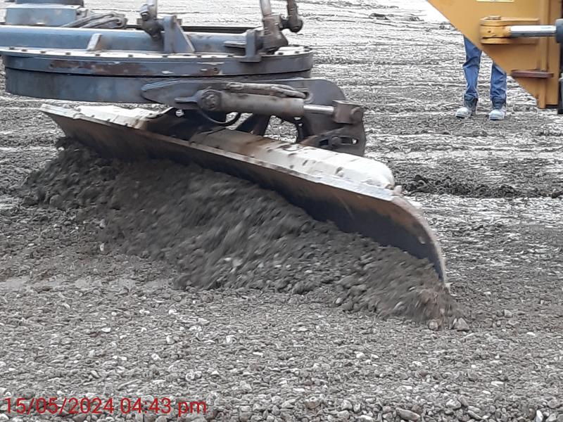 momapix_437602_pos_9