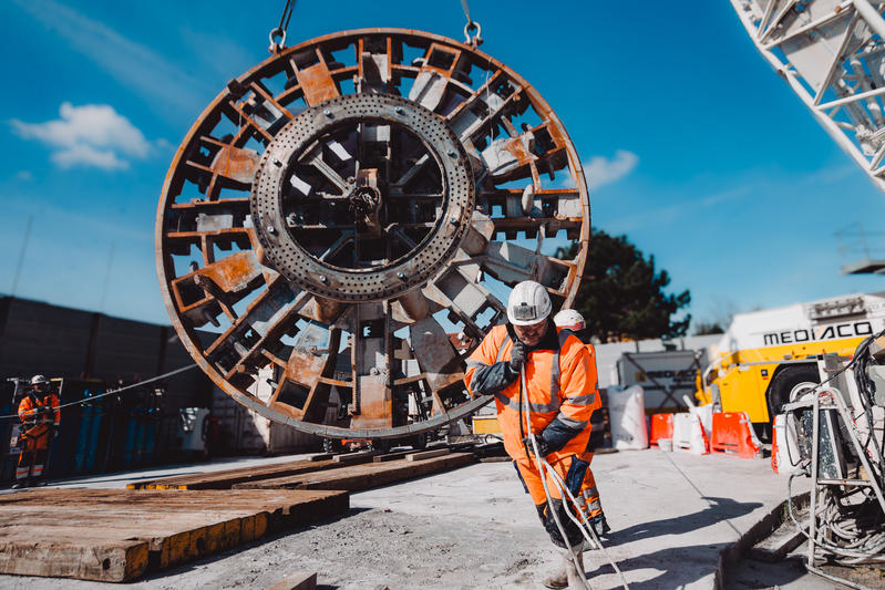 momapix_437613_pos_71