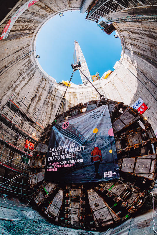 momapix_437630_pos_98