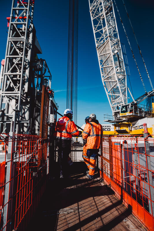 momapix_437636_pos_104