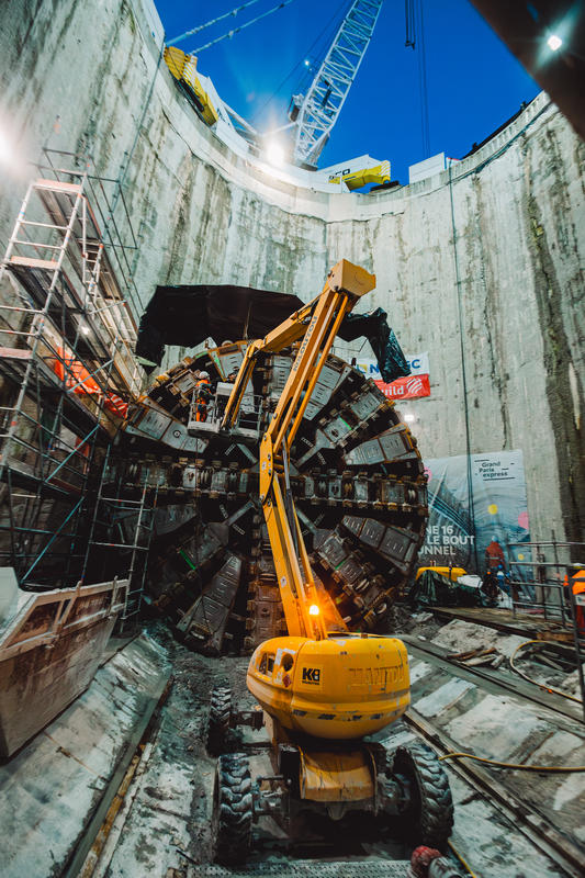 momapix_437638_pos_121