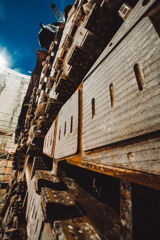 momapix_437646_pos_125