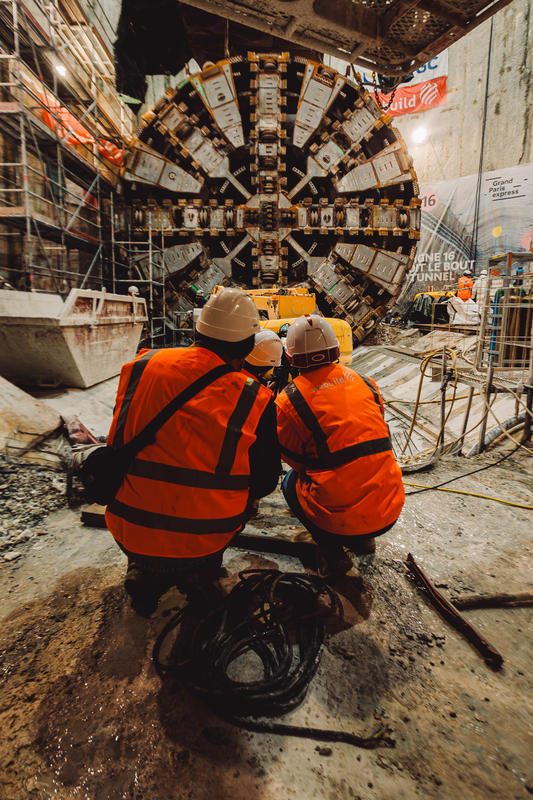 momapix_437656_pos_123