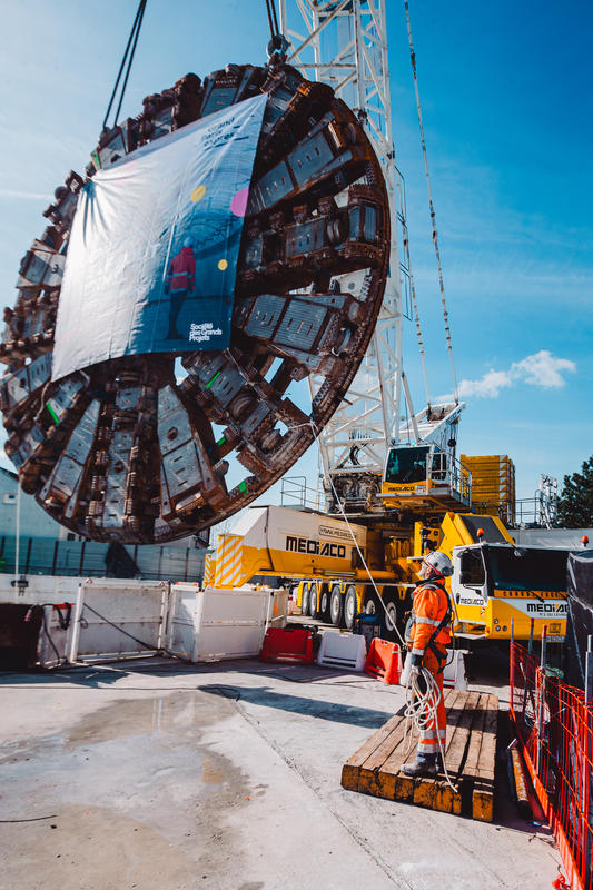 momapix_437660_pos_75