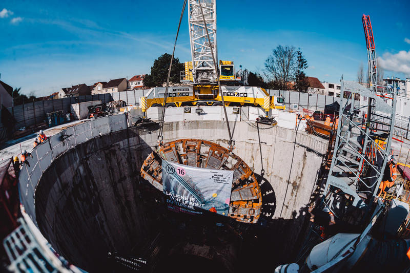 momapix_437662_pos_90