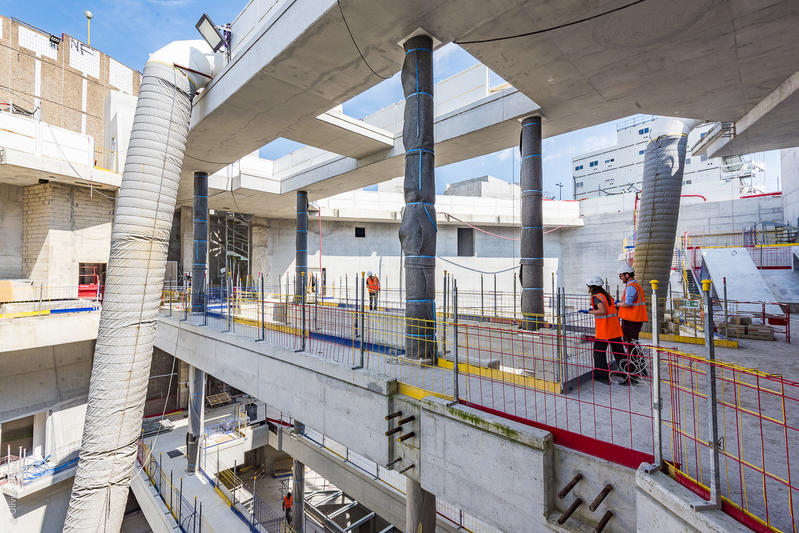 momapix_437673_pos_5