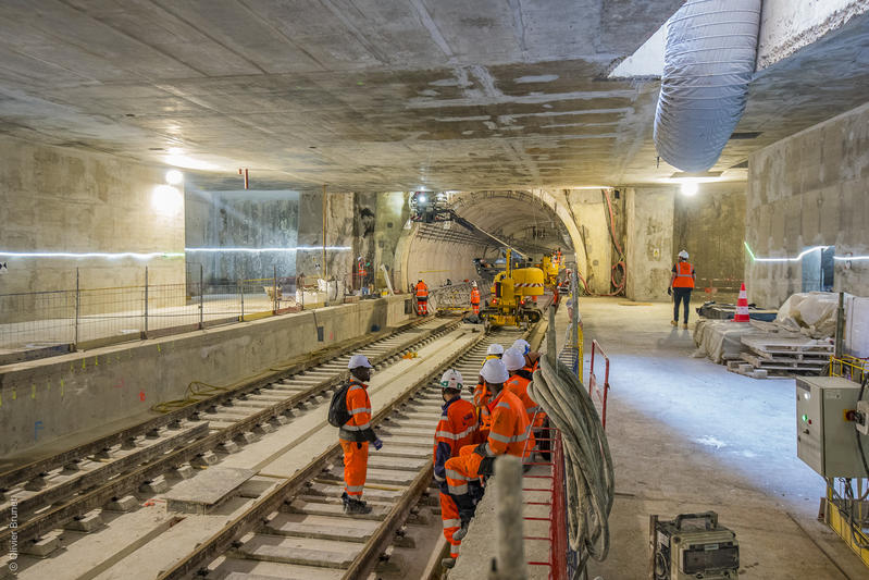 momapix_437690_pos_40