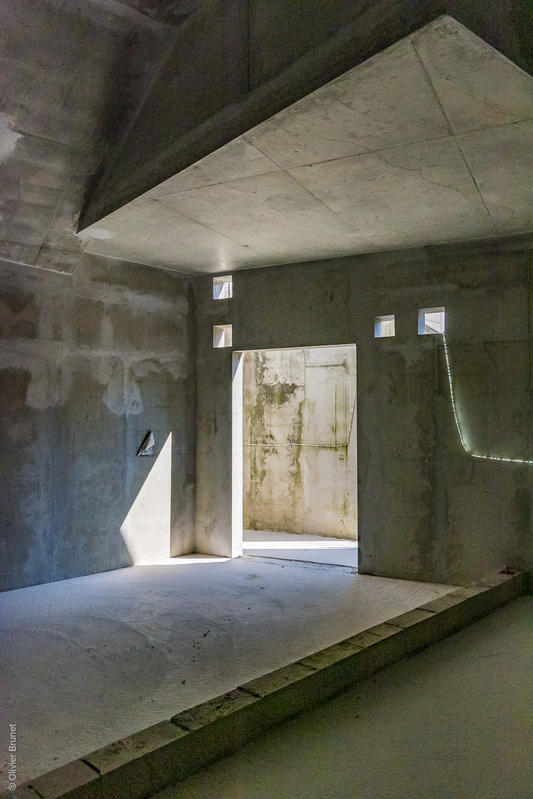 momapix_437718_pos_53