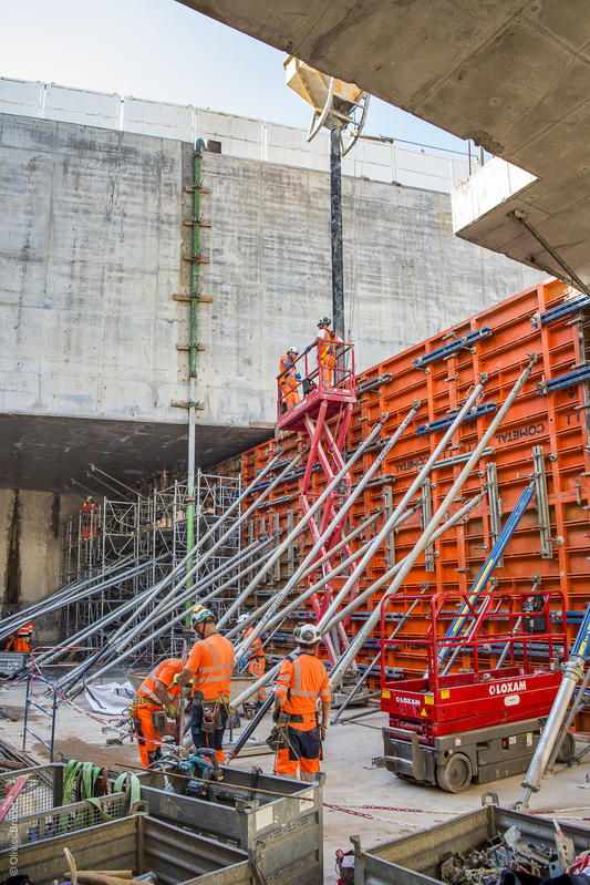 momapix_437733_pos_61