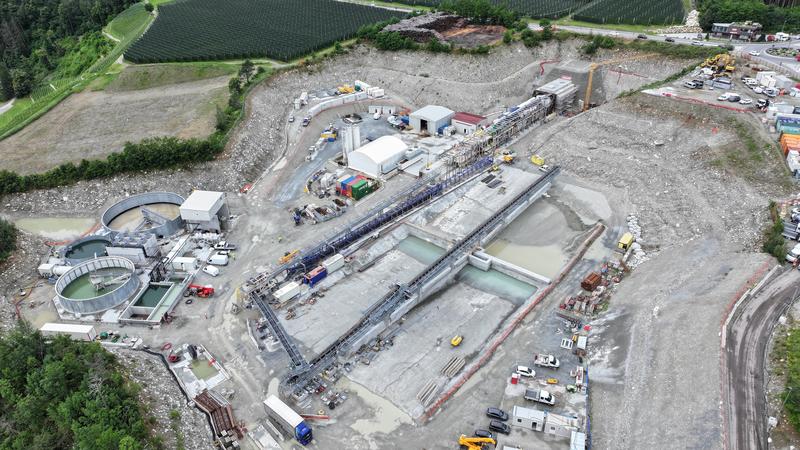 momapix_437740_pos_5